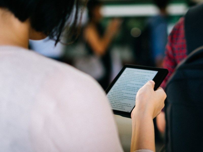 What reading programs are available for teachers to reach all of their students?